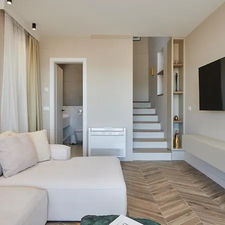 Blu Apartment
