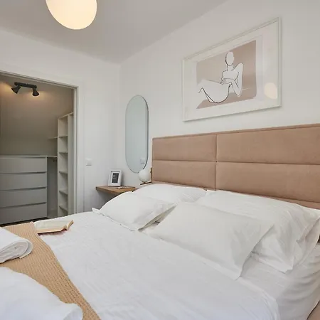 Apartment Blu