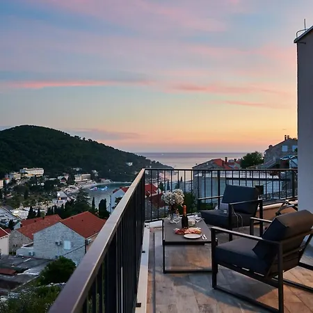 Blu Apartment